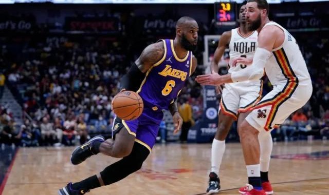 jjb-詹皇：脚踝受伤让我失去爆发力 希望不会缺席比赛