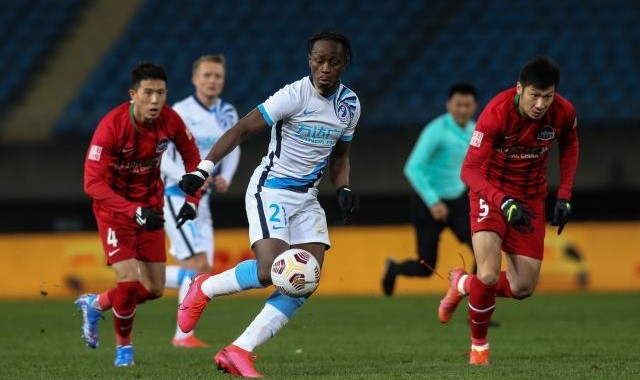 竞技宝-大连人输球目送对手保级 保级光明前景变扑朔迷离