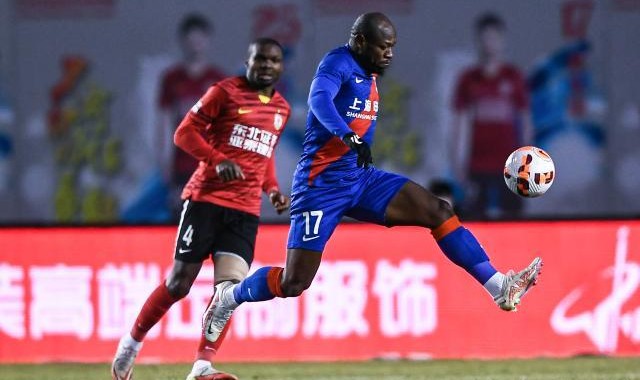 jjb-【中超】亚泰0比0申花：刘若钒中柱 巴索戈失单刀